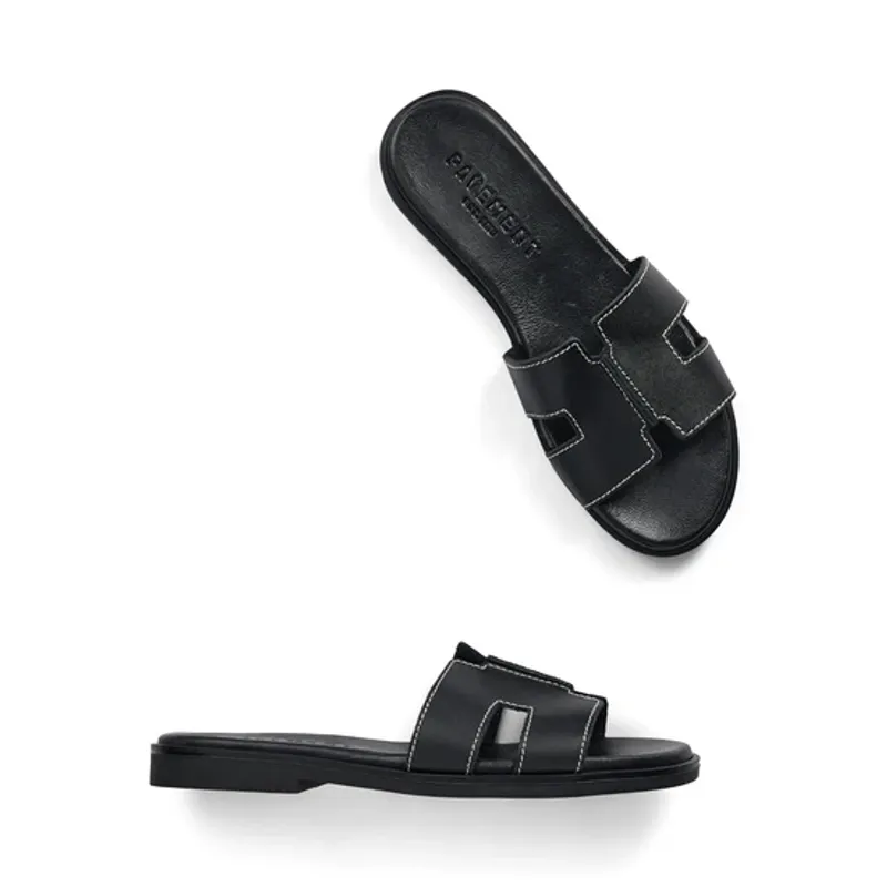Pam Black Leather Sandal Pavement