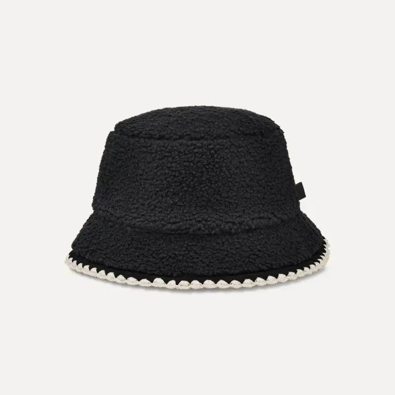 W UGGfluff Scalloped Hat Black UGG